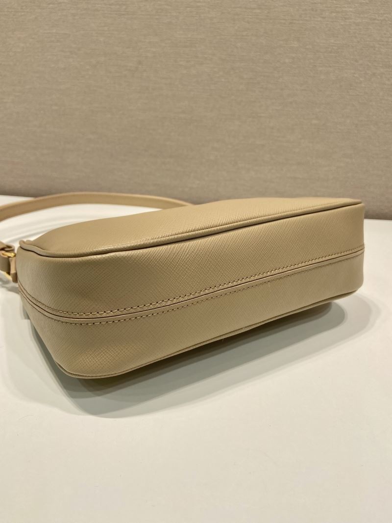 Pra*a hobo bags
